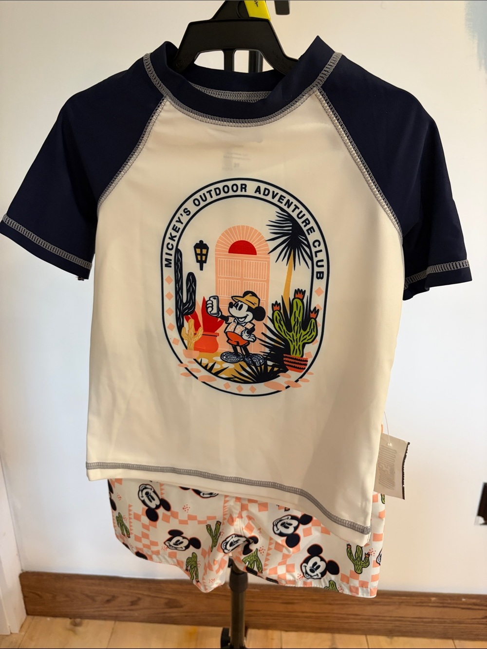 Disney Mickey Outdoor Adventure Kids Rash Guard Set Boys Size 3T NWT